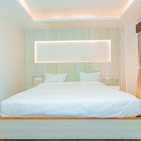 Poms Penthouse Daire Pokhara Dış mekan fotoğraf